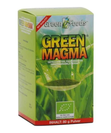 Зелената магма претставува дехидриран сок од млади листови на јачмен и содржи хранливи состојки од природен извор, со непроменета хемиска структура кои се наоѓаат во идеално избалансирана рамнотежа и имаат силно синергистичко дејство. Претставува сертифициран органски производ, веган, не содржи ГМО и не содржи глутен. Зелената ( Green) Магма е достапна во пакување од 80 гр.